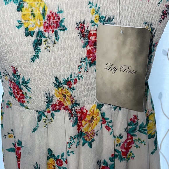 NWT Floral White Maxi Dress Lily Rose - Picture 7 of 9